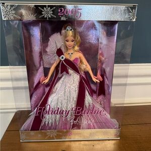 Holiday Barbie 2005 NIB